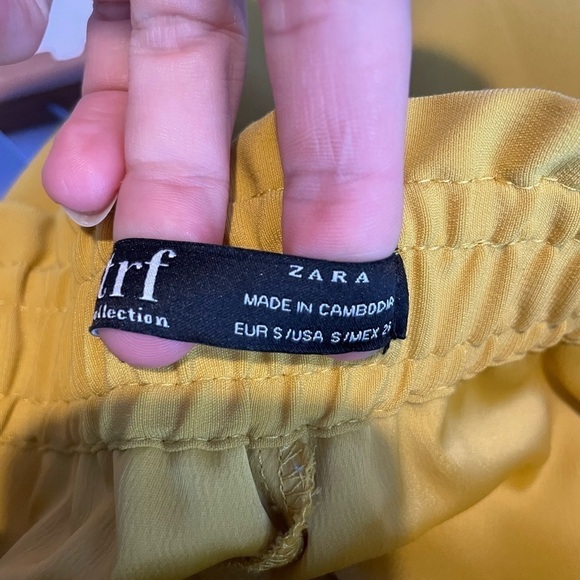 Zara‎ Hem Split Trouser Pants in Yellow Size Small - Picture 5 of 7